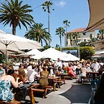 Coogee Bay Hotel